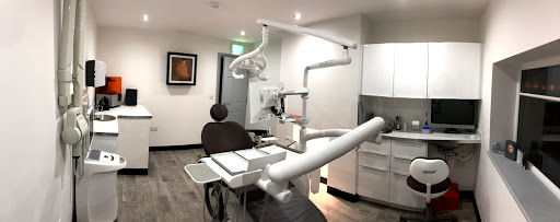 Dentist on the Rock logo