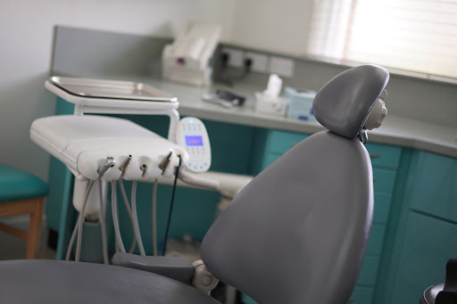 Triangle Dental logo