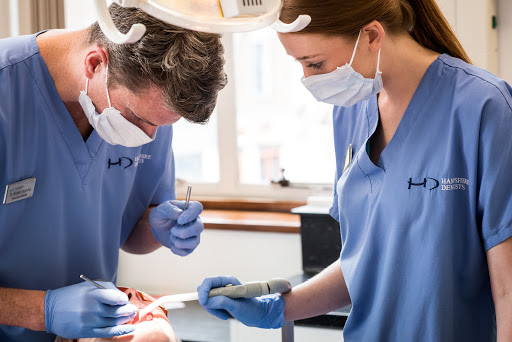 Hampshire Dentists logo